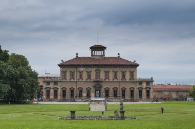 Il Viale e la Villa